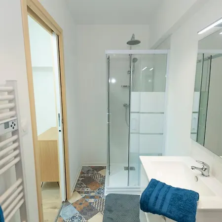 Apartment Kasa Factory - Au Calme - Tv & Wifi *
