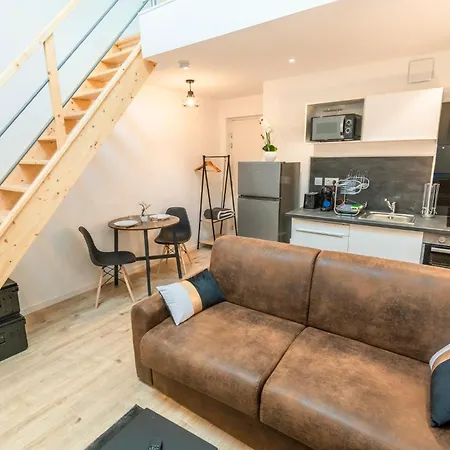 Kasa Factory - Au Calme - Tv & Wifi Apartment